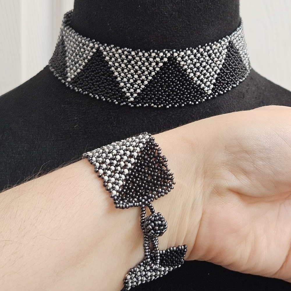 Handmade Seed Beaded Necklace and Matching Bracelet Set in Black and White - Picture 3 of 16